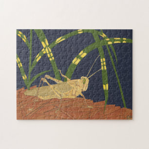 Puzzle Grasshopper en Grass vert sur Arrière - plan bleu
