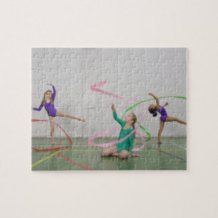 Puzzle Gymnastique filles dansant avec des rubans