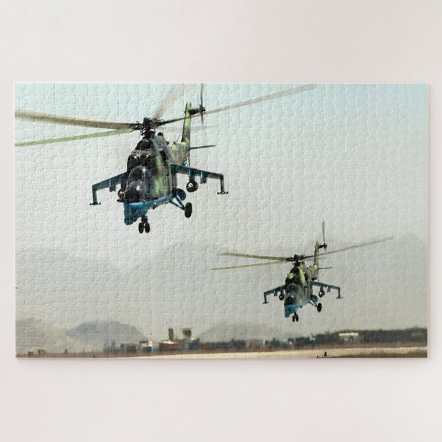 Puzzle Hélicoptère d'attaque historique Mil Mi-24 (Horizontal)
