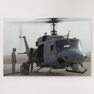 Puzzle Hélicoptère UH-1N Huey de l'US Marine Corps