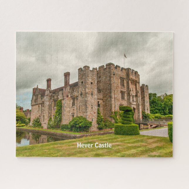 Puzzle Historic Hever Castle Kent Scenic Picture (Horizontal)