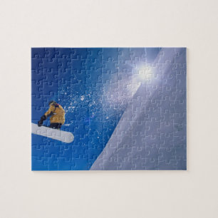 Puzzle Homme volant dans les airs sur un snowboard avec