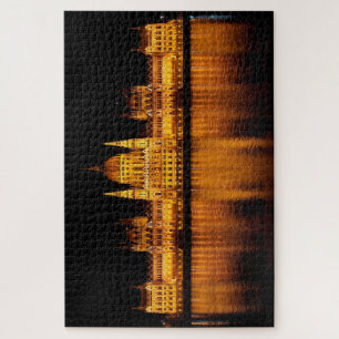 Puzzle Hungarian Parliament at Night