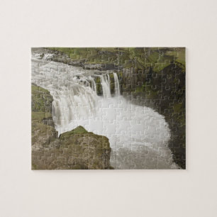 Puzzle Islande. Chute d'eau de Hafragilsfoss en