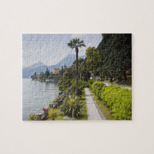 Puzzle Italie, province de Lecco, Varenna. Villa Monaster