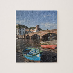 Puzzle Italie, Sardaigne, Bosa. Vue de la ville le long d