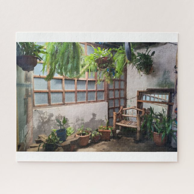 Puzzle Jardin de cour paisible au Guatemala - Détente  (Horizontal)