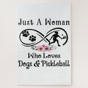 Puzzle juste une femme qui aime les chiens et le Pickleba