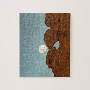 Puzzle Kissing Camels Under Moon