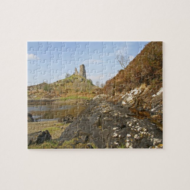 Puzzle Kyleakin, Écosse. Les ruines antiques de (Horizontal)