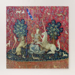 Puzzle La Dame et la licorne, Vue<br><div class="desc">La Dame et la licorne, Vue (La Dame a la licorne, La vue) Tapisserie médiévale (vers 1500). Cette tapisserie fait partie d'une série de six. Chaque tapisserie présente une dame médiévale dans différentes poses. Chaque scène représente l'un des cinq sens, ainsi qu'une sixième scène intitulée Mon Seul Desir (mon seul...</div>