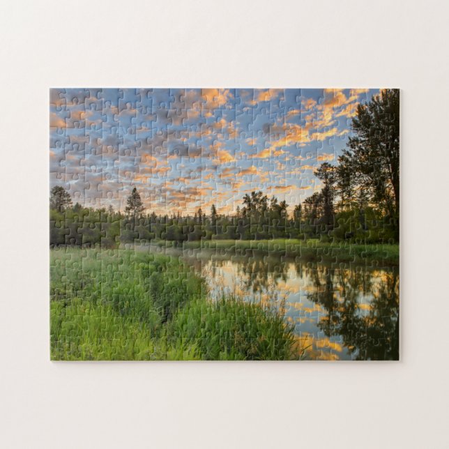 Puzzle La rivière Whitefish avec de beaux nuages au lever (Horizontal)