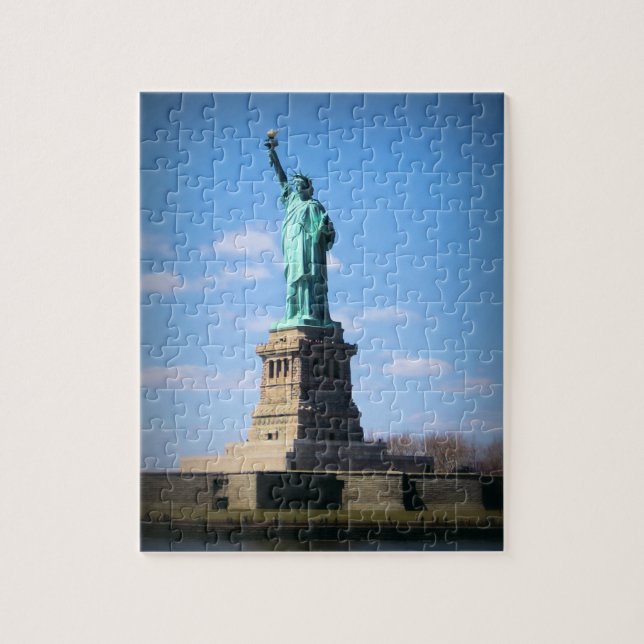 Puzzle La Statue de la Liberté - 8x10 - 110 pcs. (Vertical)