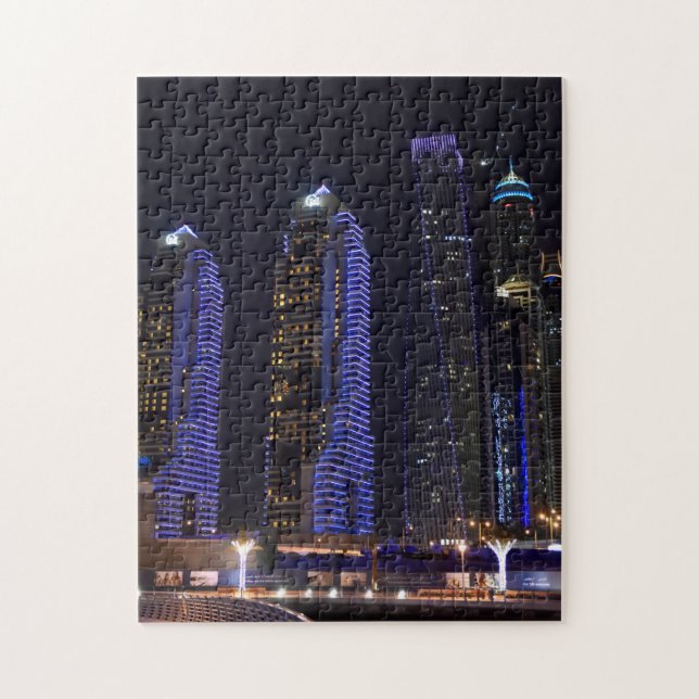 Puzzle La tour de Dubaï Cayan la nuit (Vertical)
