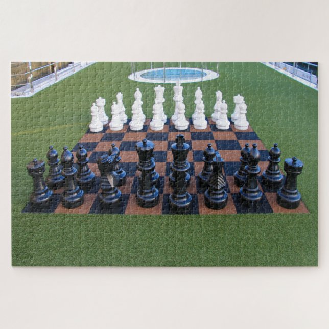 Puzzle Large chess set on cruise ship (Horizontal)