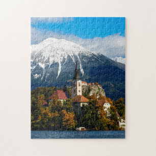 Puzzle Le lac a saigné le paysage en automne