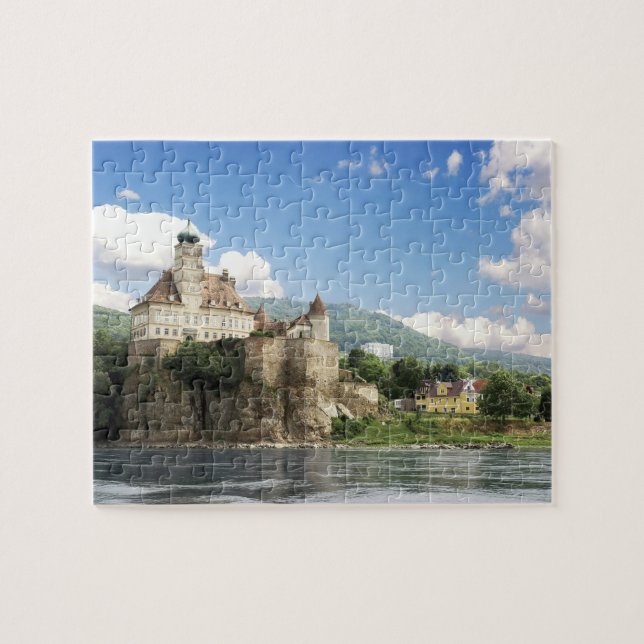 Puzzle Le magnifique château de Schonbuhel se trouve au-d (Horizontal)