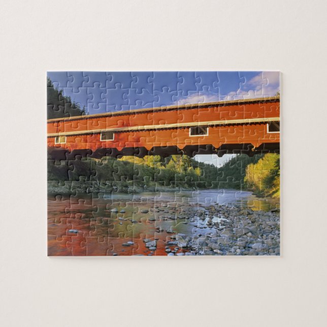Puzzle Le pont couvert le plus long de l'Oregon à 2 (Horizontal)