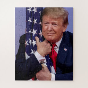 Puzzle Le président Trump accablé le drapeau américain