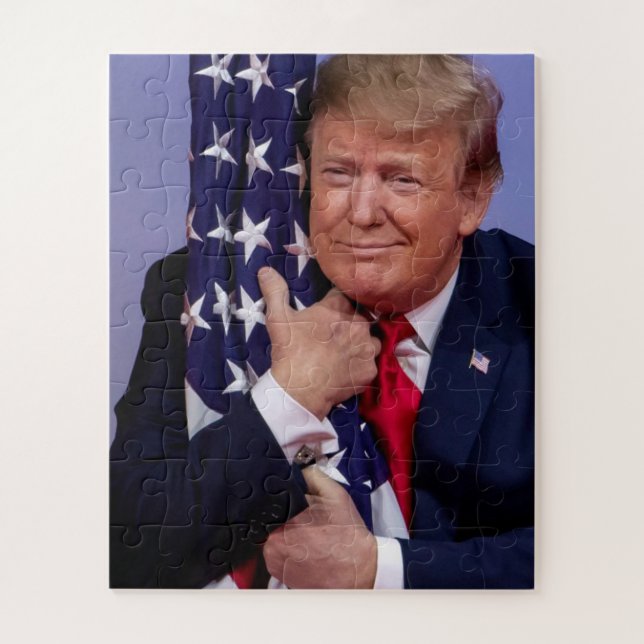 Puzzle Le président Trump accablé le drapeau américain (Vertical)