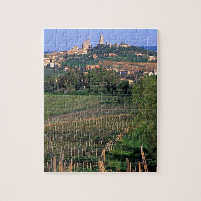 Puzzle Le village de San Gimignano se trouve dans le pays (Vertical)
