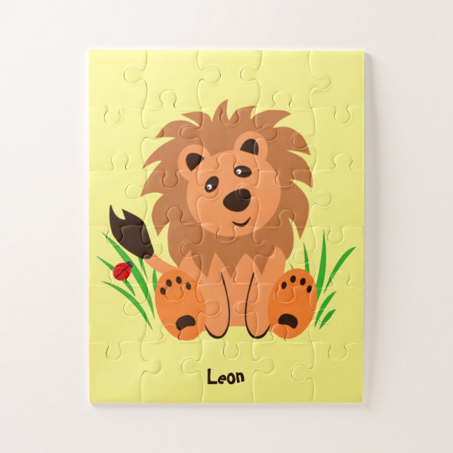 Puzzle Lion mignon dans l'herbe avec des enfants coccinel (Vertical)