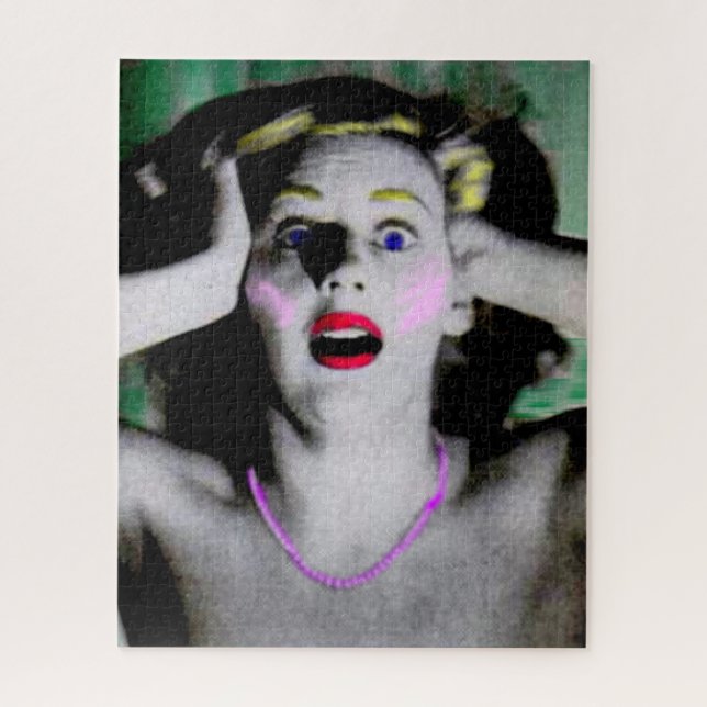 Puzzle Liz est horrifié et terrifié (Vertical)