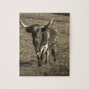 Puzzle Longhorn Brown et blanc Taureau de ton de sépia