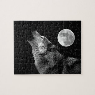 Puzzle Loup gris solitaire et pleine lune