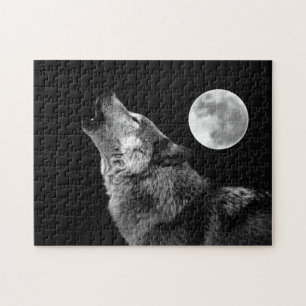 Puzzle Loup gris solitaire et pleine lune