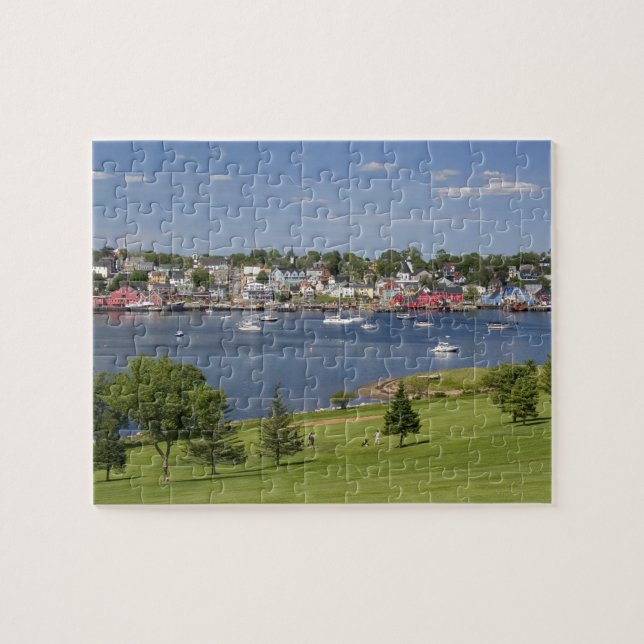 Puzzle Lunenberg, Nouvelle-Écosse, Canada. (Horizontal)