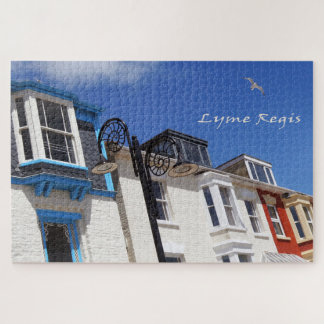 Puzzle Lyme Regis, Bâtiments En Bord De Mer. 