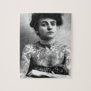 Puzzle Madame tatouée - femme avec des tatouages - cru