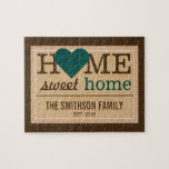Puzzle Maison personnalisée Sweet Home Affiche de bienven<br><div class="desc">Customisez-le avec votre nom de famille,  la date d'établissement et la couleur arrière - plan. Un cadeau unique pour le réchauffement de la maison.</div>