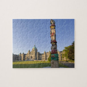 Puzzle Mât totem sur l'édifice du Parlement à