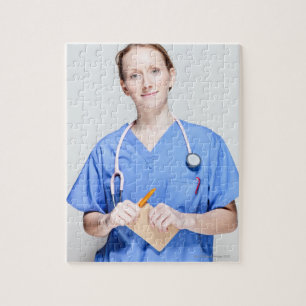 Puzzle Médecin féminin en égratignures