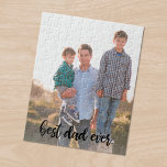 Puzzle Meilleur Papa Jamais Personnalisé Photo Vertical S<br><div class="desc">Créez un souvenir amusant pour votre père en ajoutant votre propre photo verticale à un puzzle personnalisé avec "meilleur papa jamais" écrit en bas dans une police de script manuscrite noire moderne. Un cadeau parfait pour la Fête des pères. Si vous avez des problèmes avec le placement ou le dimensionnement...</div>