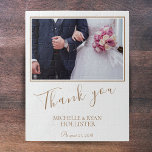 Puzzle Merci de mariage élégant Photo<br><div class="desc">Un service et saveur de souvenirs - tirage de puzzle mariage avec une photo de mariage personnalisée, les noms de mariée et mariée et la date du mariage. Un élégant et élégant puzzle photo de remerciement - idéal comme un cadeau de faveur mémorable pour vos invités mariages, en particulier vos...</div>