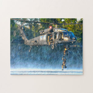 Puzzle MH-60M BLACK HAWK (11x14 POUCES)