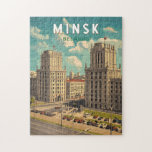 Puzzle Minsk Belarus Illustration Voyage Art Vintage<br><div class="desc">Conception de déplacement vectoriel rétro de Minsk. Minsk,  capitale de la Biélorussie,  allie architecture de l'ère soviétique,  vie urbaine animée et riche patrimoine culturel.</div>