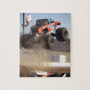 Puzzle Monster Truck Jumping