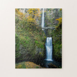 Puzzle Multnomah Falls en automne dans la Columbia Gorge