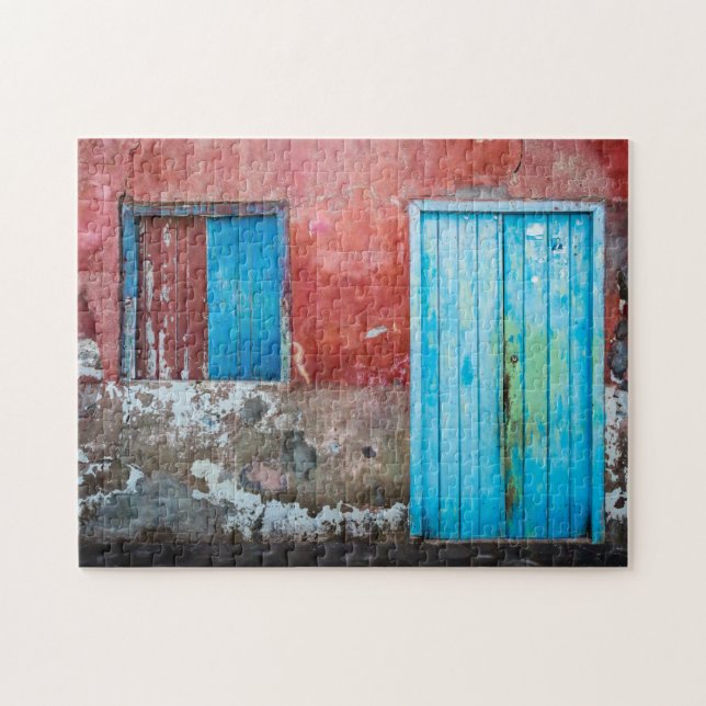 Puzzle Mur, porte et fenêtre rouge, bleu et gris (Horizontal)