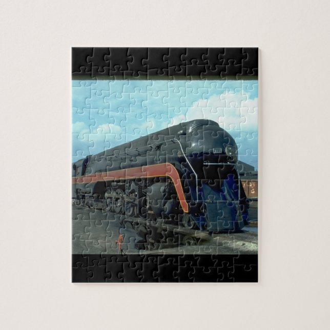 Puzzle N&W 4-8-4 #611. (train ; ciel ; nuages ; voie ;) (Vertical)