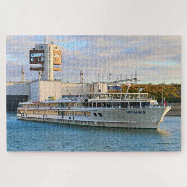 Puzzle Navire de croisière quittant l'écluse, rivière eur (Horizontal)