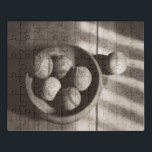 Puzzle Nostalgie du baseball - Baseballs<br><div class="desc">"Baseball Nostalgia II" de Judy B. Messer. Il présente une photo sépia de plusieurs balles de baseball.</div>