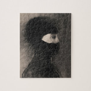 Puzzle Odilon Redon. Armure. Face de femme sombre. Symbol