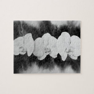 Puzzle Orchidée blanche noire peinture à fleurs tropicale