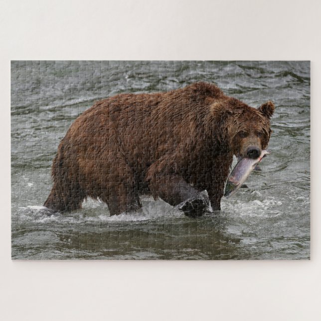 Puzzle Ours avec saumon dans le parc national de Katmai e (Horizontal)