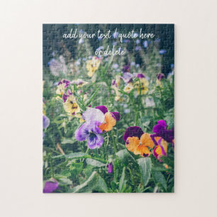 Puzzle Pansies colorées dans un jardin de campagne d'été